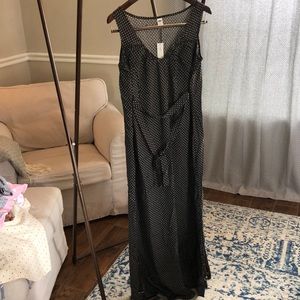 Medium maternity maxi dress